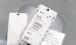 New fastest smartphone Asus Pegasus 2 Plus