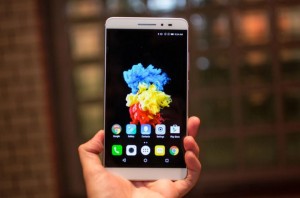 Review define phablet Lenovo PHAB Plus