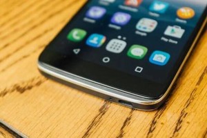 Review most powerful smartphone ALCATEL ONETOUCH Idol 3 5.5 (6045 K)