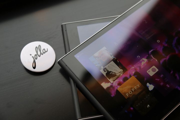 Live photo: new tablet Jolla Tablet