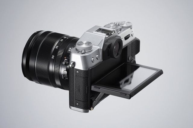 FUJIFILM has introduced a new camera FUJIFILM X-T10 with interchangeable lenses