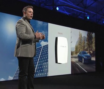 TESLA PRESENTED BATTERY FOR HOME