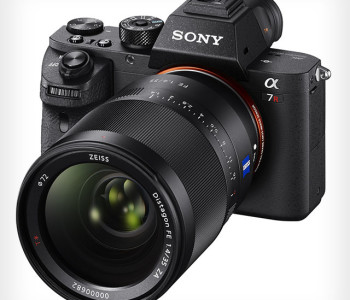Sony has unveiled its new mirrorless camera a7R II