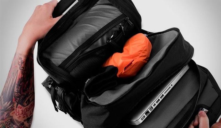 Chrome Industries released the durable and waterproof backpack Kliment