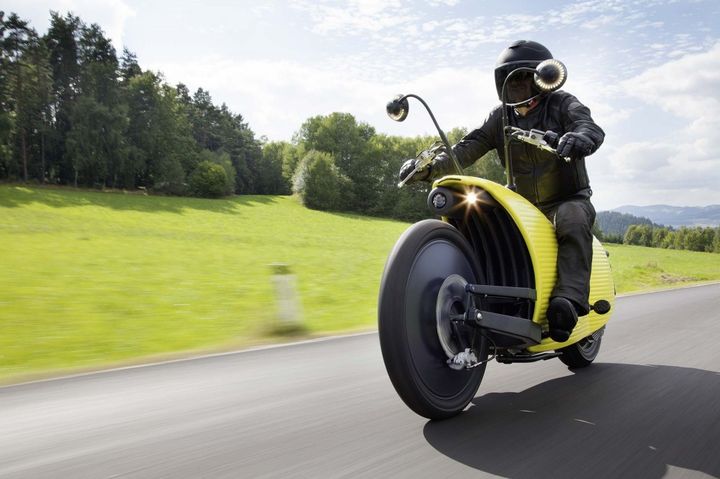 Johammer J1 – Innovative serial electric smallest engine