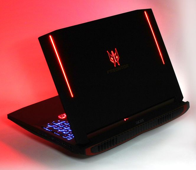 New best light gaming laptop Acer Predator 17 (G9-791)