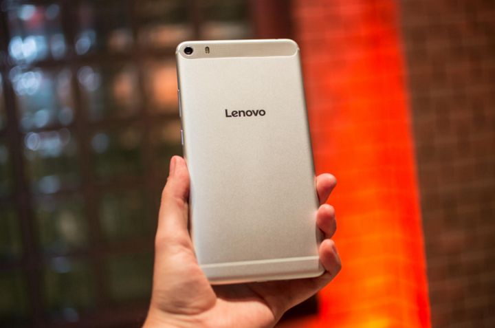 Review define phablet Lenovo PHAB Plus