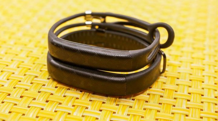 Review upcoming fitness trackers Jawbone UP 2