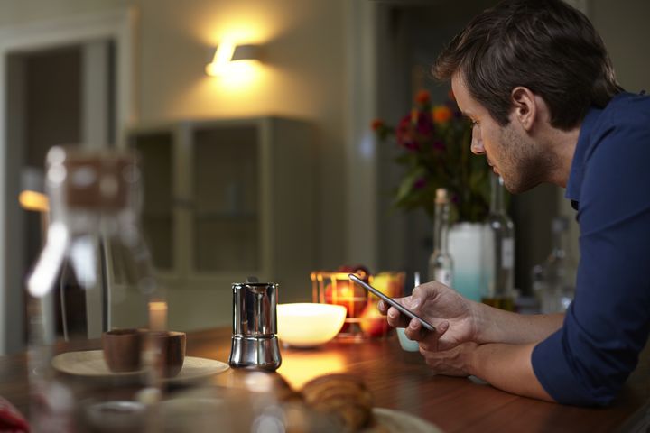 Smart Lamp Philips Hue is now controlled by Siri