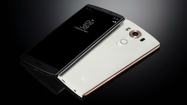 Unusual smartphone technology LG V10 hit the stores