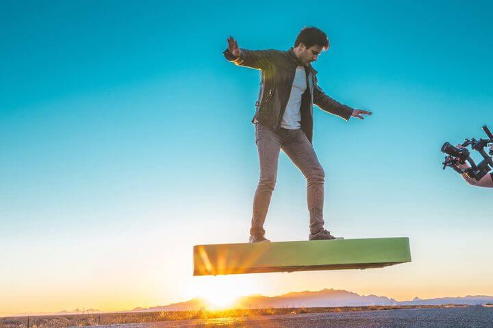 Flying skate ArcaBoard showed on video