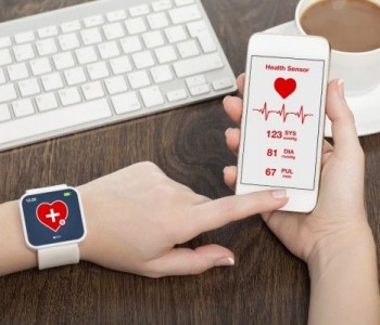 TOP 10 Devices to Monitor Health using Smartphone